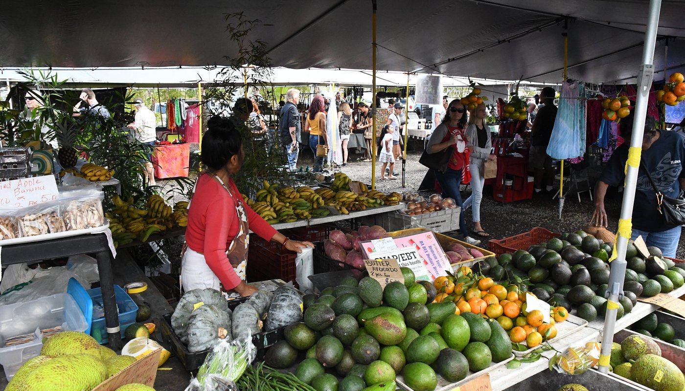 Maku'u Farmer's Market